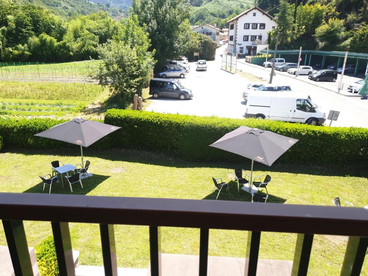 Pension Paloma - Oiartzun Extérieur photo