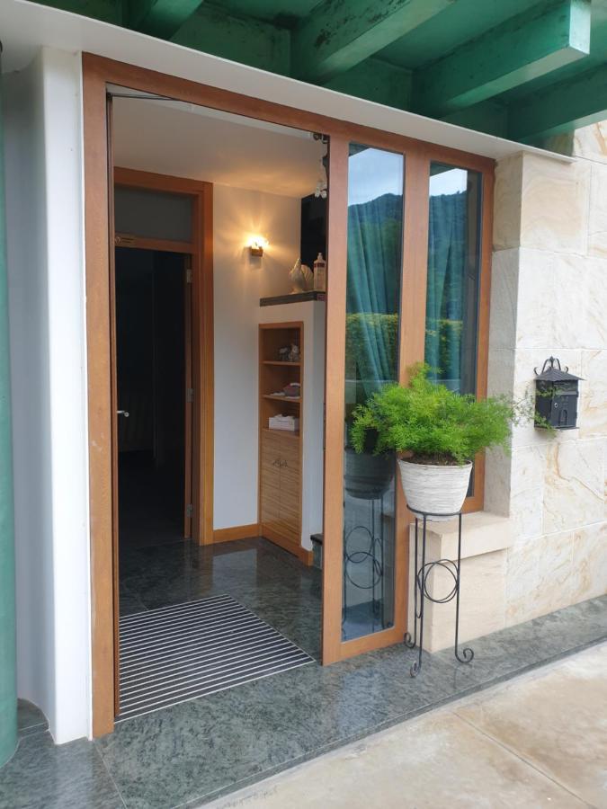 Pension Paloma - Oiartzun Extérieur photo